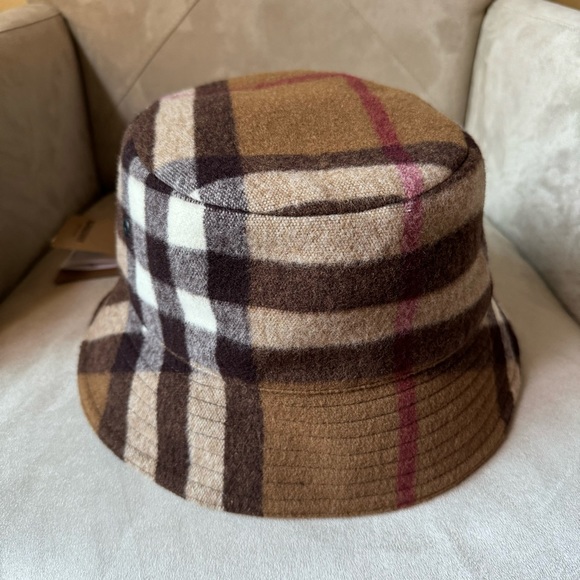 Burberry Accessories Burberry Check Wool Bucket Hat Xl Nwt Poshmark